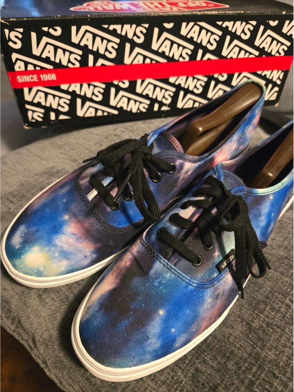 Vans Galaxy Shoes mens 9.5 woman's 11
